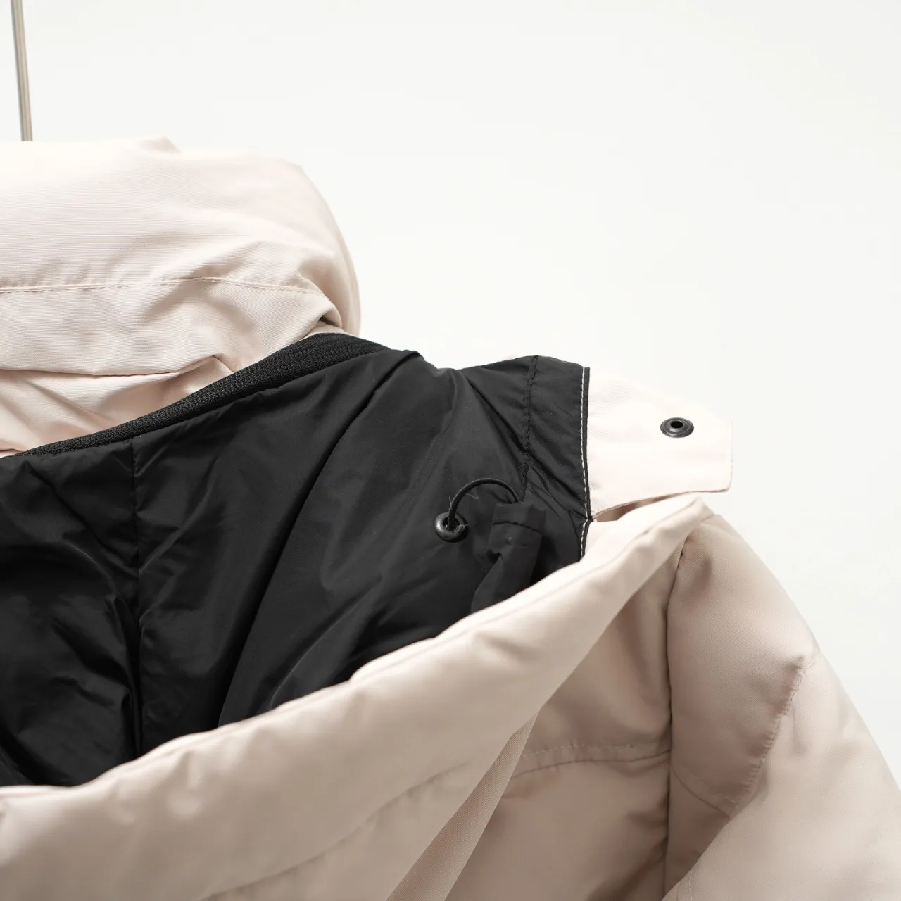P740 CANADA GOOSE丨Canada Goose 29 New 2048 Hairless Collar Hooded Down Jacket Color: Off-white Red Label Size: XS-XXL